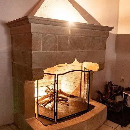 Kyklamino Castlehouse 펜션 모넴바시아