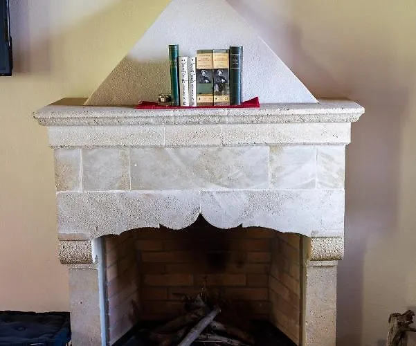 Holiday home Kyklamino Castlehouse