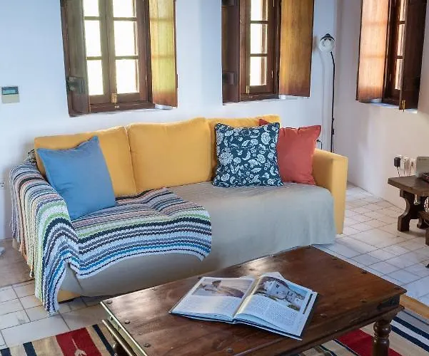 Kyklamino Castlehouse Holiday home Monemvasia