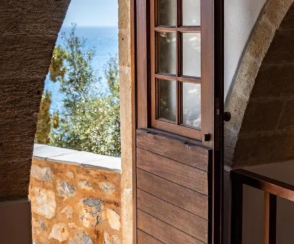 Kyklamino Castlehouse Holiday home