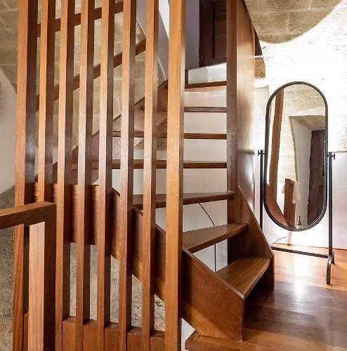 Kyklamino Castlehouse *